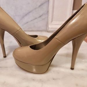 Nude Pumps/Heels for an Event